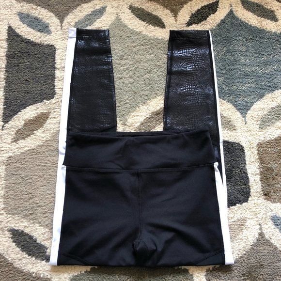 🌿50% off Electric Yoga Color Block Leggings Size Small - Picture 5 of 8